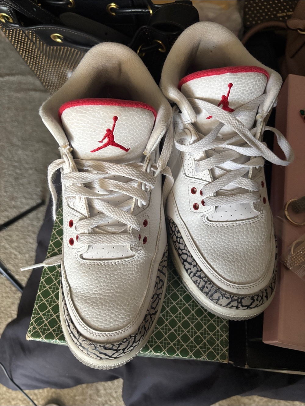 Jordon retro 3 size 7y